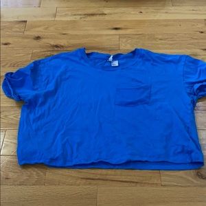 Cropped tee - women’s